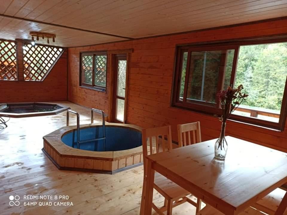 Сімейний Затишок Апартаменти オリアウチック エクステリア 写真